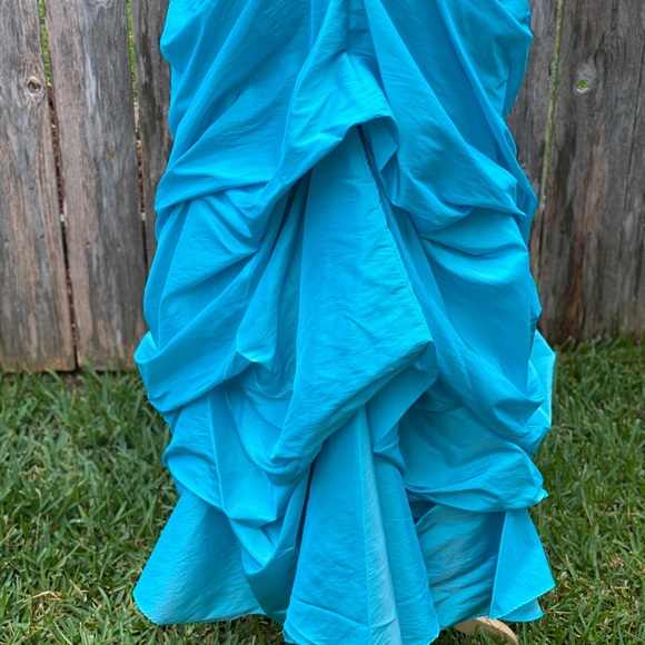 David’s Bridal 3 Piece Blue Formal Gown, 6 - Picture 7 of 11